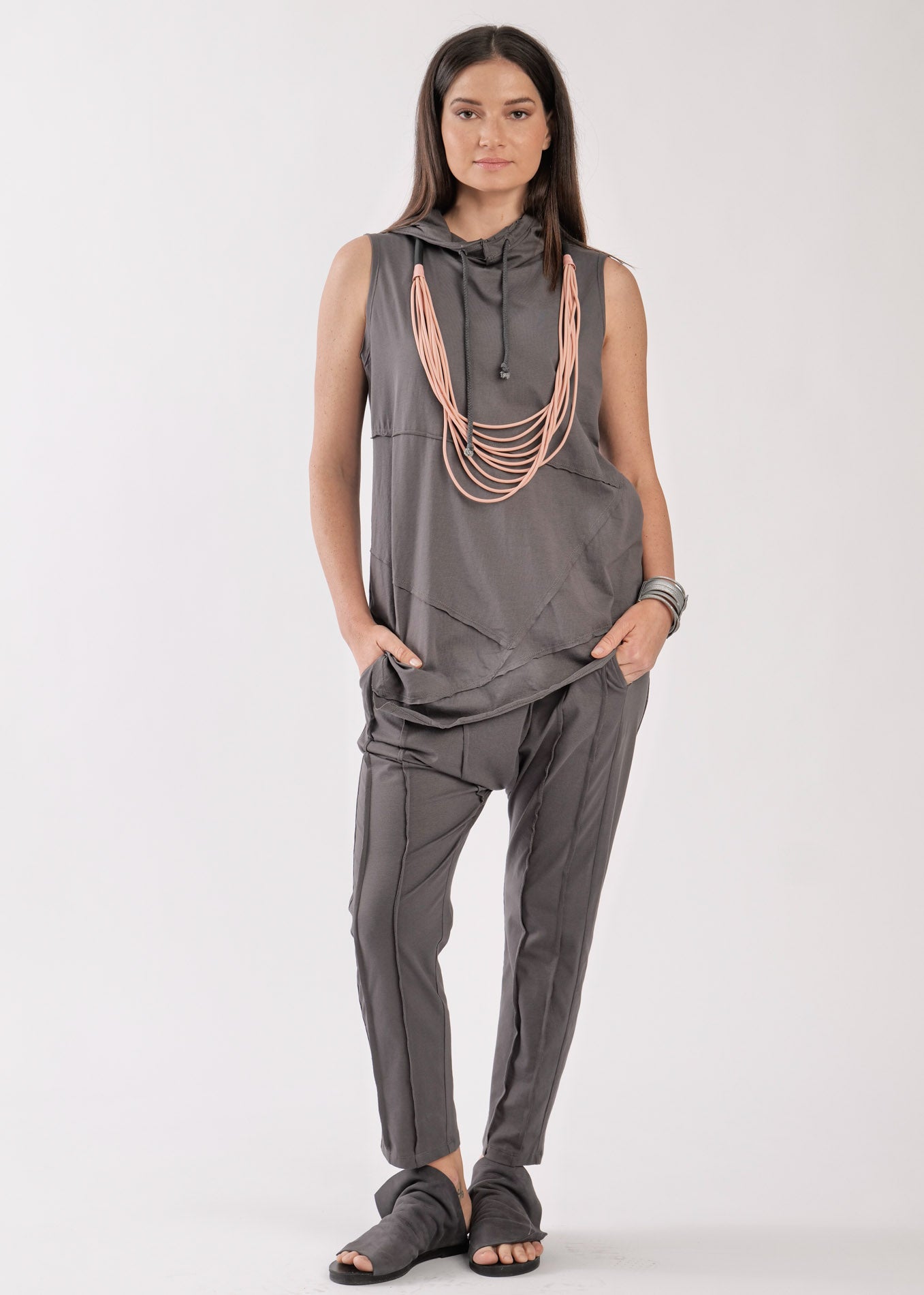 Dark gray 3/4 boy pants with stitching and rubber on the back
