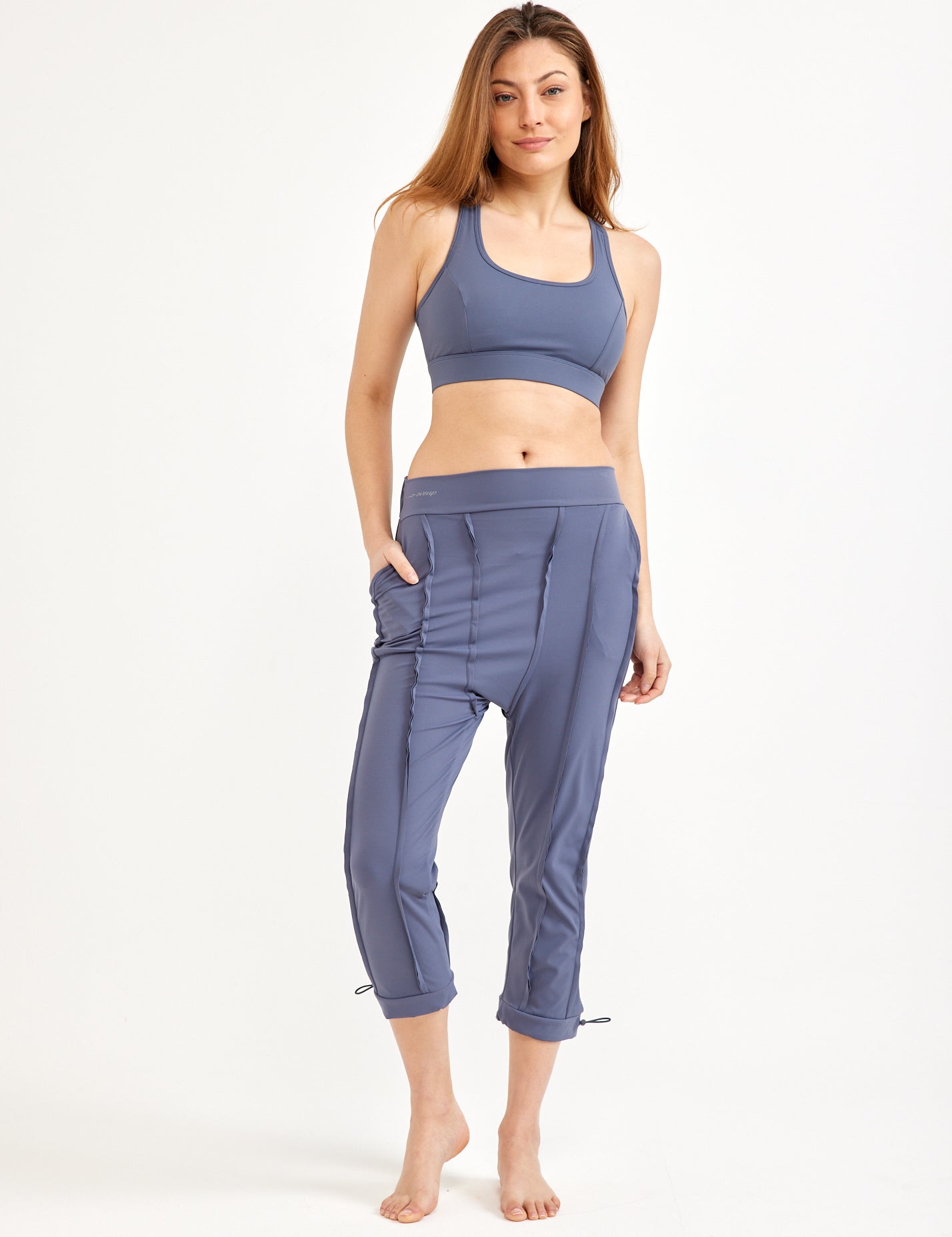 מכנס בוי 3 4 תיפורים אלכסוניים שילוב רשת כחול