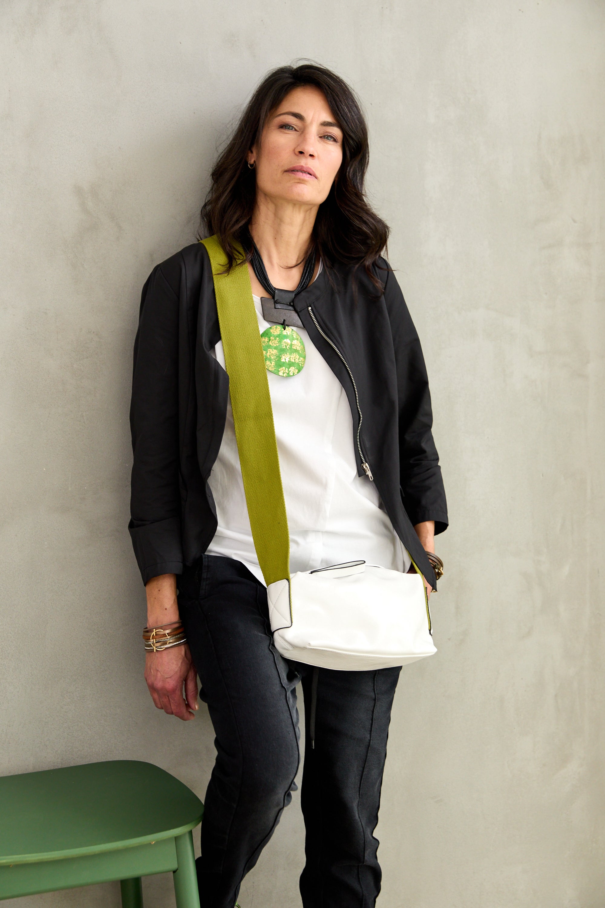 White wide strap rectangular leather bag