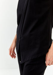 Tank top with diagonal stitching and laces, black