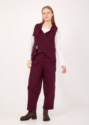 Pants with knee seam and purple elastic