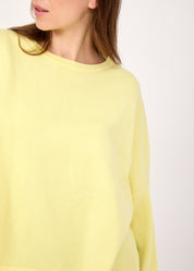 Light yellow round key basic knit