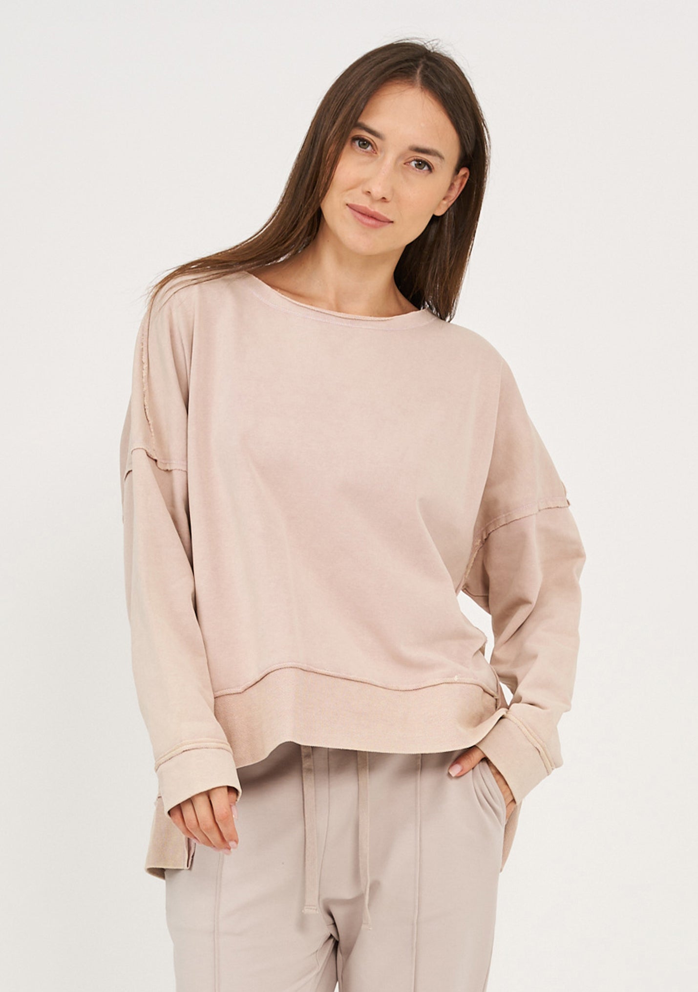 Wash sweatshirt with reverse fabric hem, pink wash