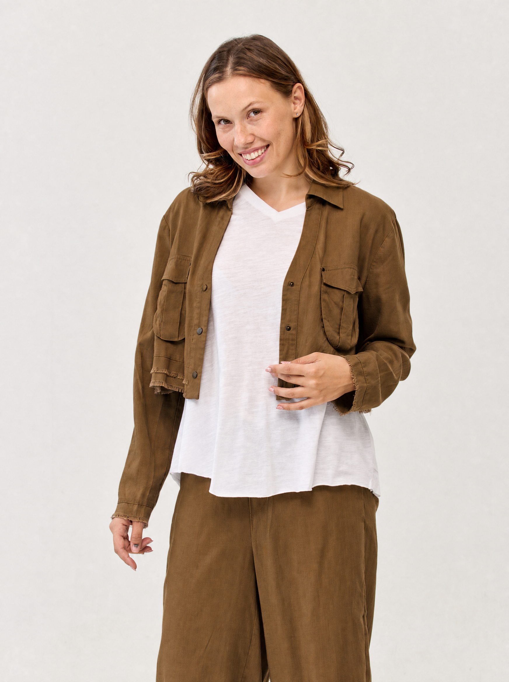גקט פשתן חום