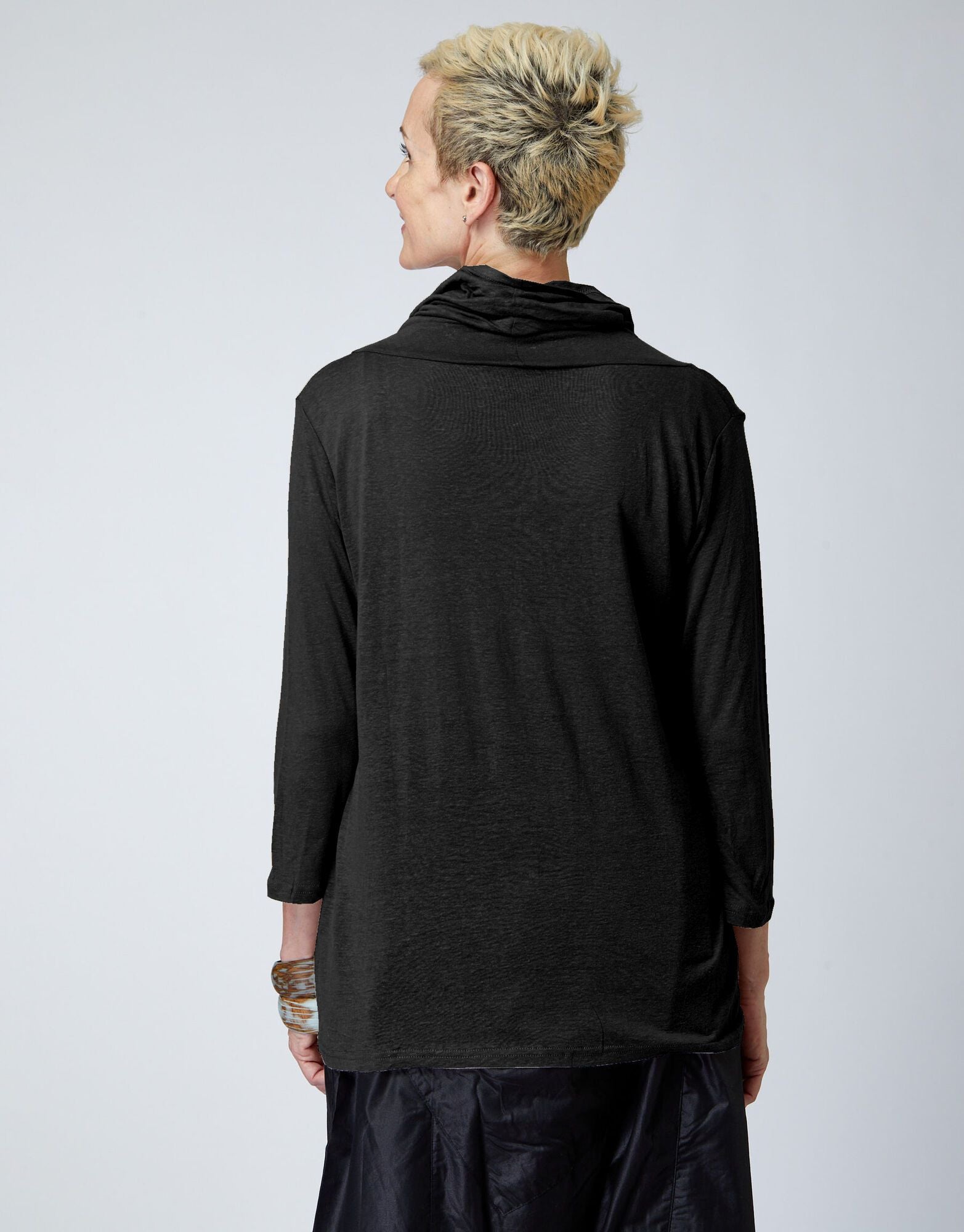 mia_inspration4927black2_1.jpg