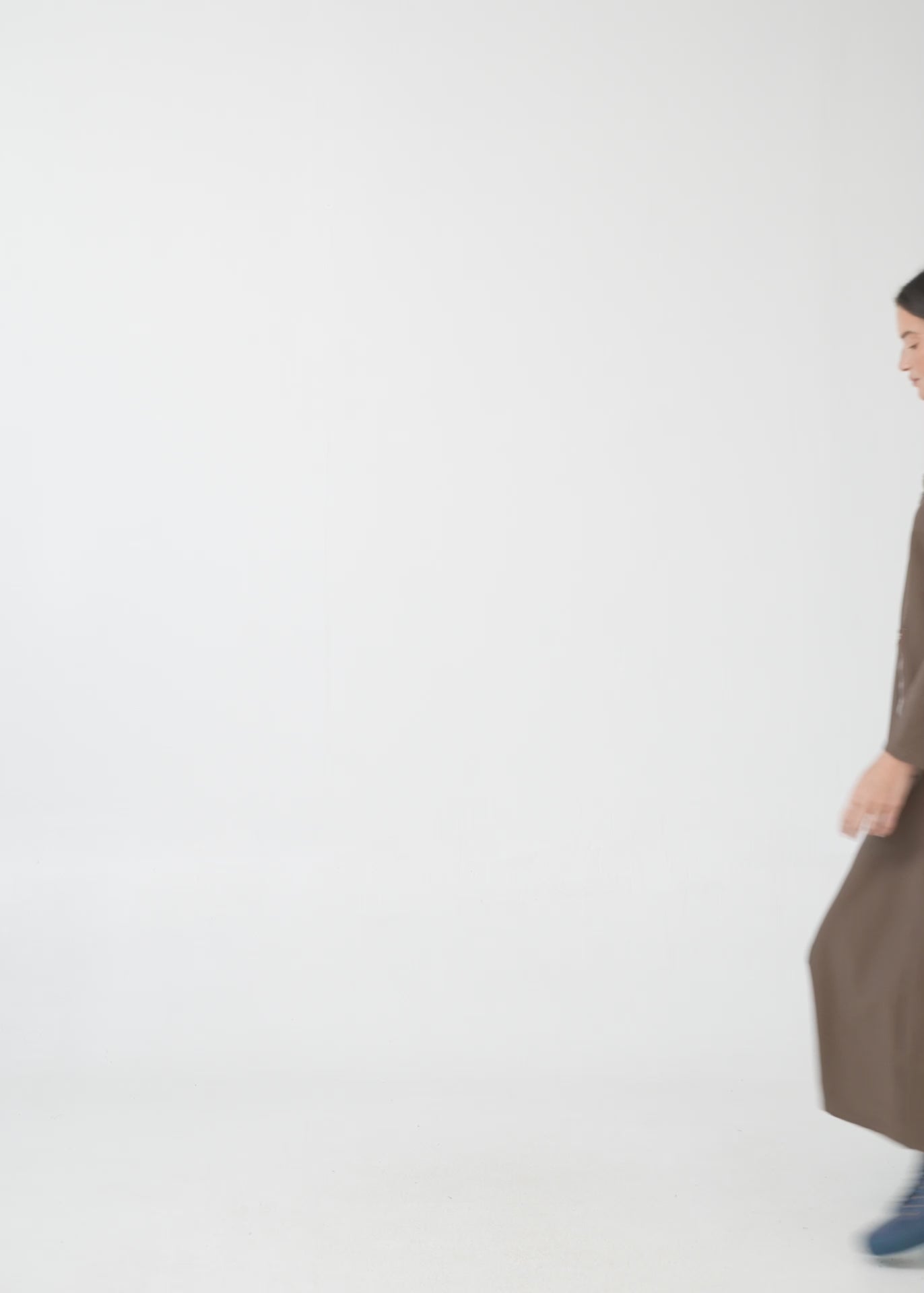 שמלה שרוול ארוך עם כובע ורוכסן כחול כהה