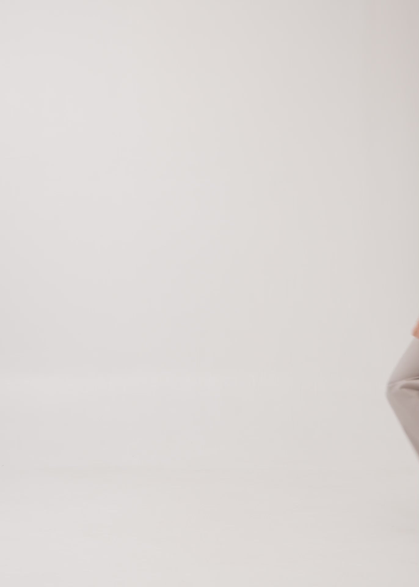 וסט עם חצי חגורה שחור