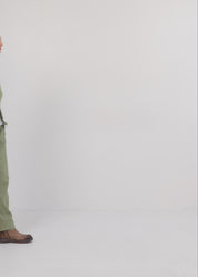 וסט כפתרה אלכסונית וכיס סטון