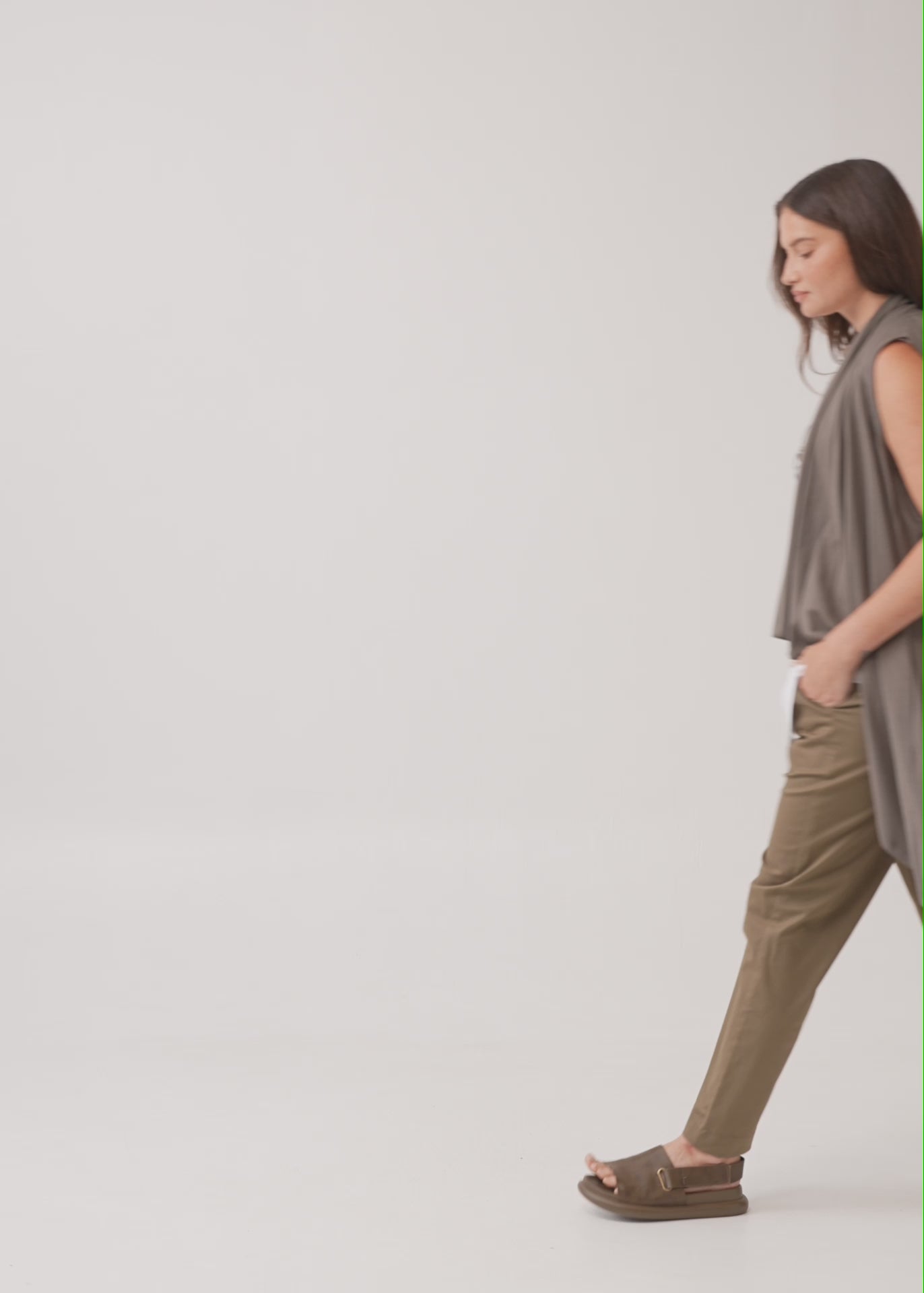 וסט טריקו ללא סגירה חום