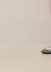 Women's leather sandals with pleated gold color combination